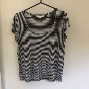 Everlane Soft Linen black and white striped tee